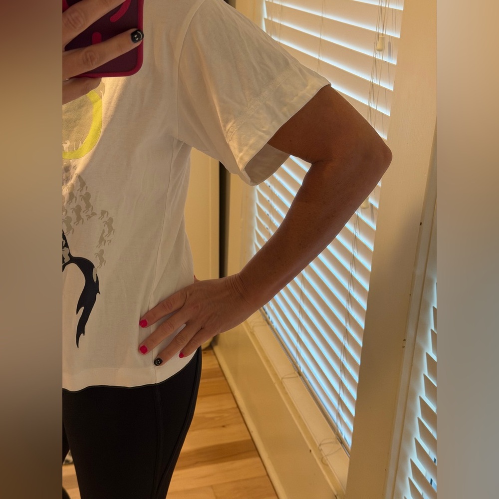 Chloe White Mercerised Horse Tshirt! Size small - Picture 2 of 5